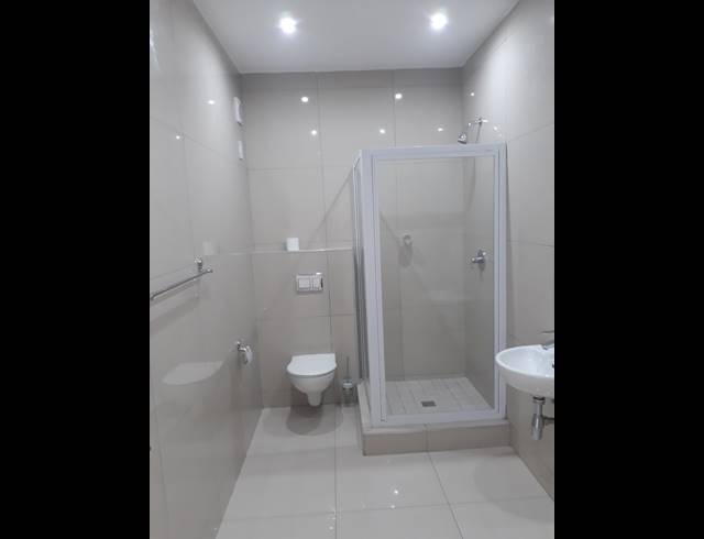 3 BEDROOM APARTMENT FOR SALE IN UMHLANGA RIDGE